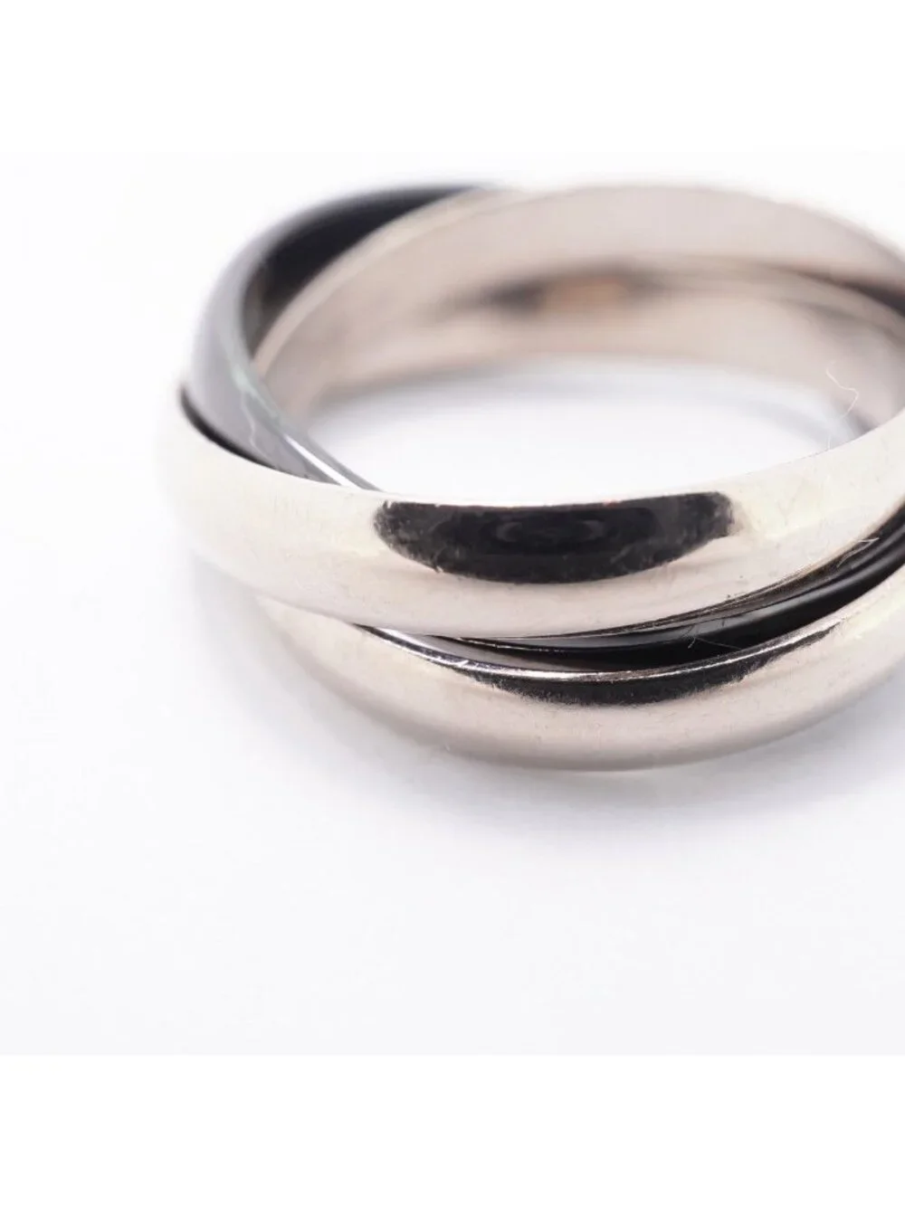 Cartier ring trinity